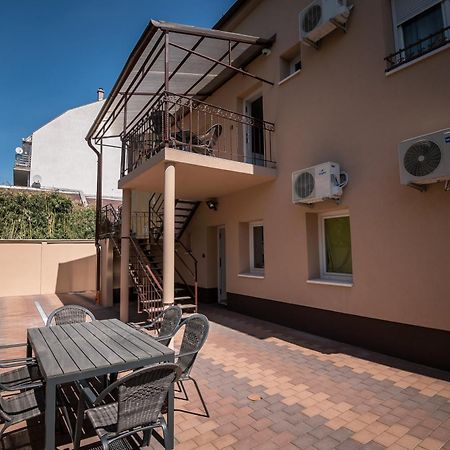 Mokka Apartman سيغيد المظهر الخارجي الصورة