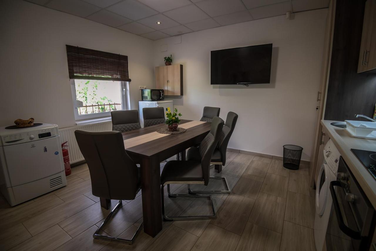 Mokka Apartman سيغيد المظهر الخارجي الصورة
